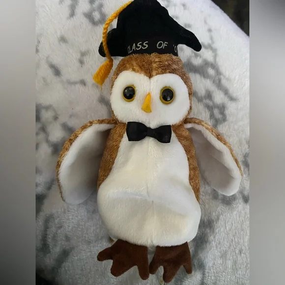 Wisest owl - Picture 1 of 4